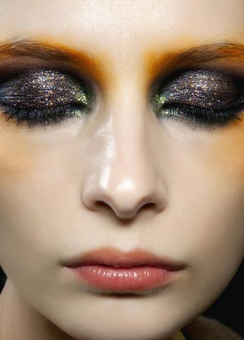 Черный макияж глаз — модные идеи, как сделать современный эффектный черный макияж глаз. 120 фото красивых сочетаний