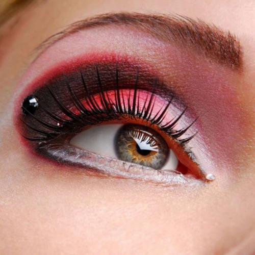 Черный макияж глаз — модные идеи, как сделать современный эффектный черный макияж глаз. 120 фото красивых сочетаний