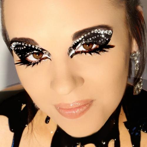 Черный макияж глаз — модные идеи, как сделать современный эффектный черный макияж глаз. 120 фото красивых сочетаний