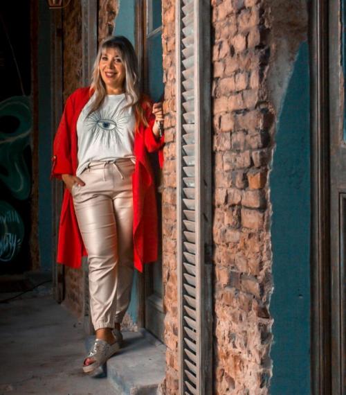 С чем носить джоггеры 2021. В моду вошли джоггеры —, что это такое?