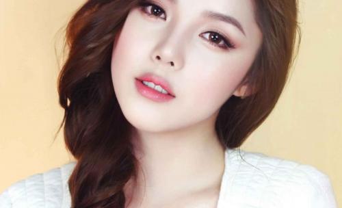 Корейский макияж с красными тенями. Как сделать корейский макияж