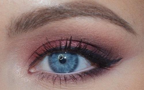 Макияж с красными тенями пошагово. Как избежать эффекта заплаканных глаз