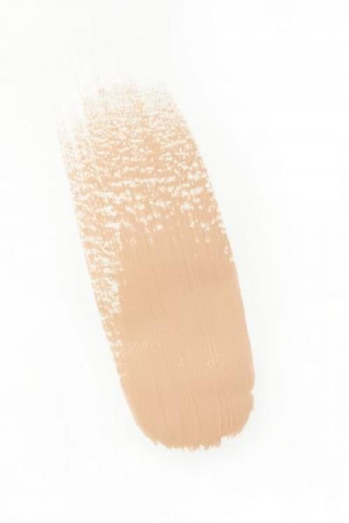 Белый тон для лица. Как выбрать тональный крем для очень светлой кожи?