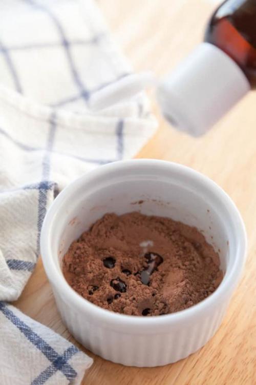 Как сделать тени ярче. Как сделать макияж глаз более стойким и ярким? 32 Как сделать тени ярче. Как сделать макияж глаз более стойким и ярким? 32