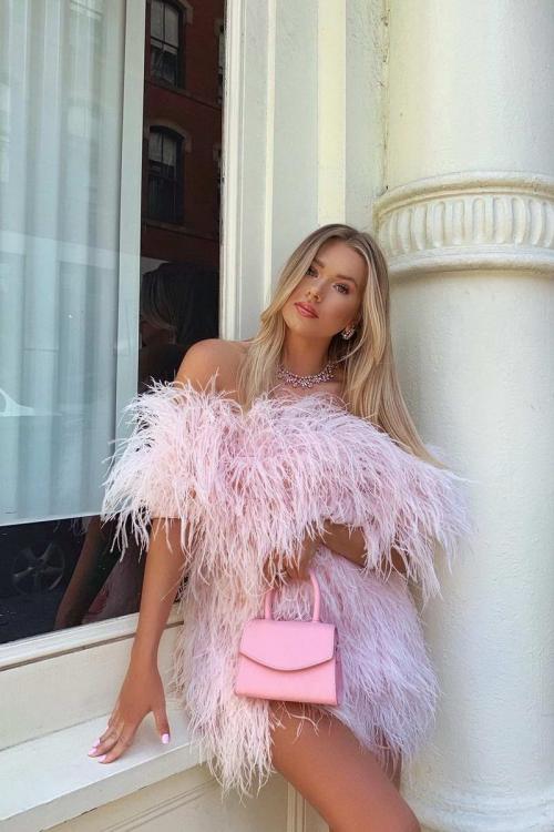 13 лучших Коктейльных платьев для пожилых женщин в 2023 году. Шикарные вечерние платья 2023 – ТОП-100. Актуальные модели и цвета 12