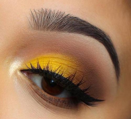 Желтый макияж. Желтые тени — 5 идей для трендового макияжа
