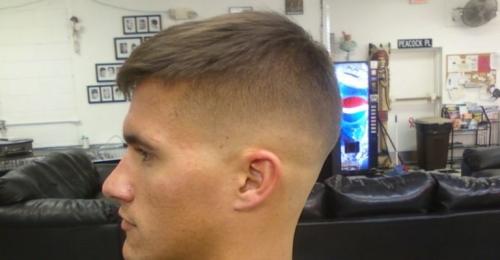 Как правильно носить головной убор, чтобы он не портил прическу. Как не испортить прическу под шапкой мужчине: действенные способы