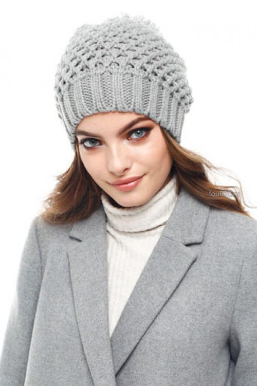 Какие материалы наиболее предпочтительны для головных уборов для женщин старше 40 лет. Популярные цвета