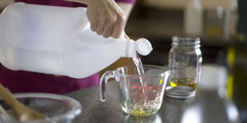 Чем отмыть краску для волос с кожи форум. Как оттереть краску для волос с кожи лица, рук или других частей тела