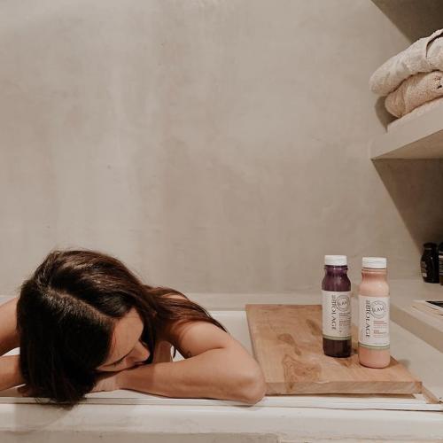 Смывка краски с волос в домашних условиях.. Как смыть краску с волос в домашних условиях