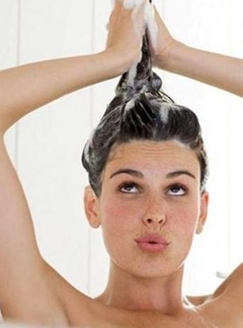 Смыть краску с волос содой и шампунем. Рецепты содовой смывки: