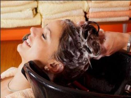 Как удалить краску из волос. Метод 1 Метод 1 из 4: Шампунь от перхоти и пищевая сода 04