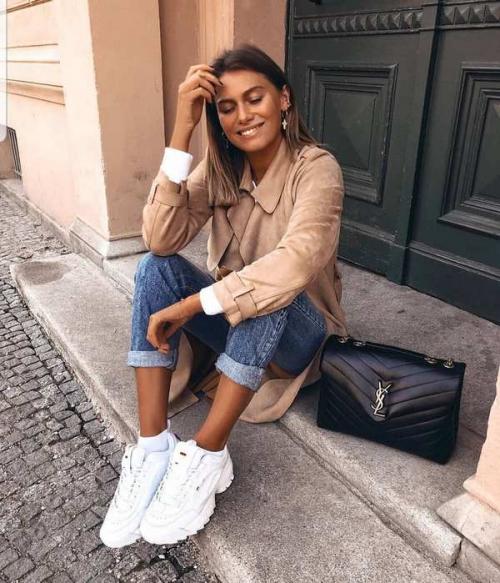 Рваные джинсы осенью с чем носить. 20 идей, как стильно носить рваные джинсы осенью 2019 06