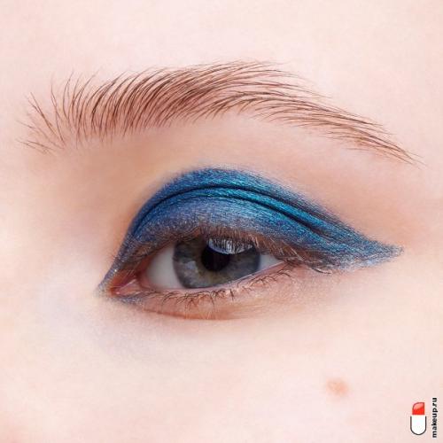 Какие прически и макияжные техники лучше всего сочетать с белыми тени для глаз. Тени для светлых глаз