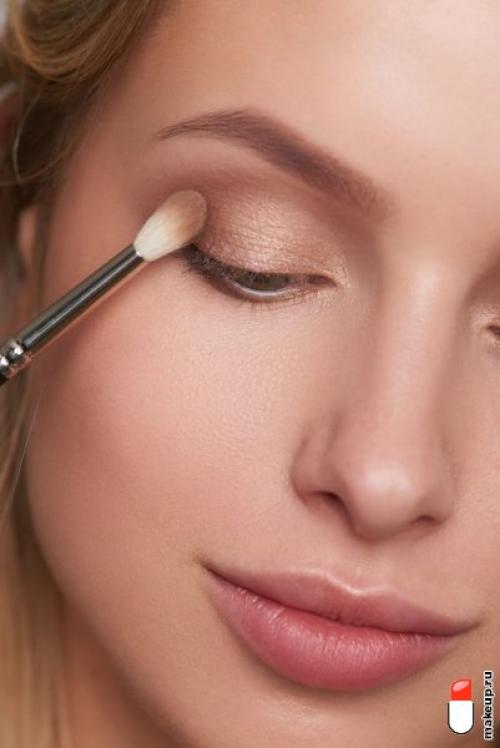 Какие прически и макияжные техники лучше всего сочетать с белыми тени для глаз. Тени для светлых глаз