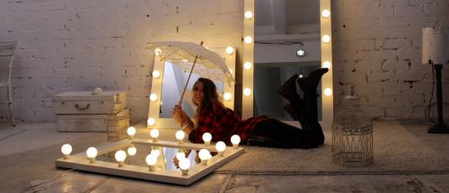 Белые тени для глаз: современный тренд в макияже 19