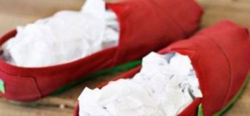 Что делать, если натирает задник обуви. Как разносить туфли, которые натирают пятку?