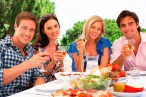 Идеи для корпоратива на 10 человек. 13 интересных идей для конкурсов, которые можно провести во время летнего корпоратива на природе: для компании из 10-30 человек