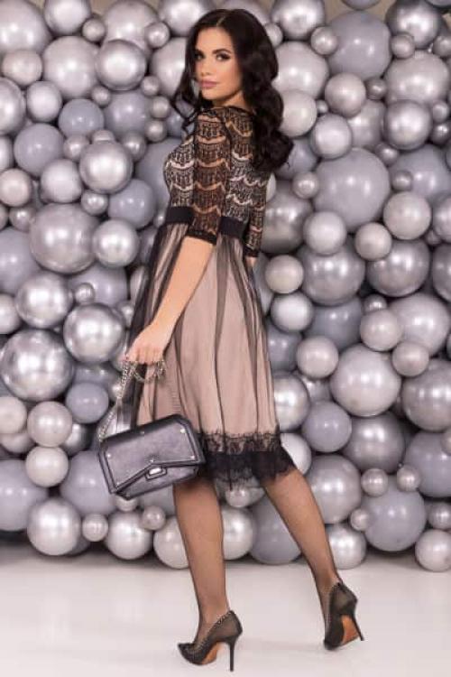 В чем встречать Новый год 2022 львам. Особенности новогоднего наряда в 2022 году