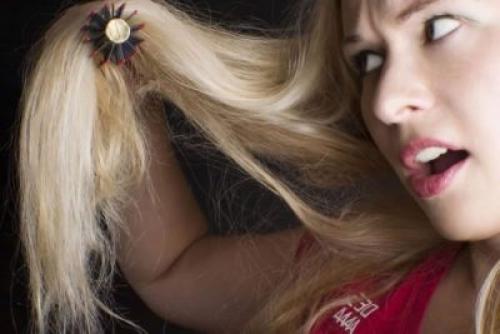 Как избавиться от секущихся волос по всей длине. Что делать, если сильно секутся волосы по всей длине? Способы восстановления секущихся волос и правила профилактики проблемы