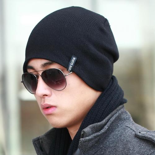 Как правильно носить шапку мужчине. Как носить шапку носок мужчинам