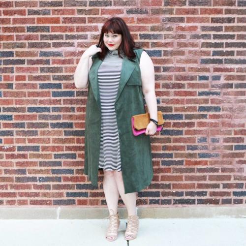 Мода осень 2021 для полных женщин з.  Модная одежда для полных осень-зима 2021-2022: принты