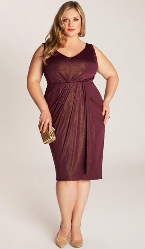 Праздничная одежда для полных женщин. Какие платья считаются праздничными