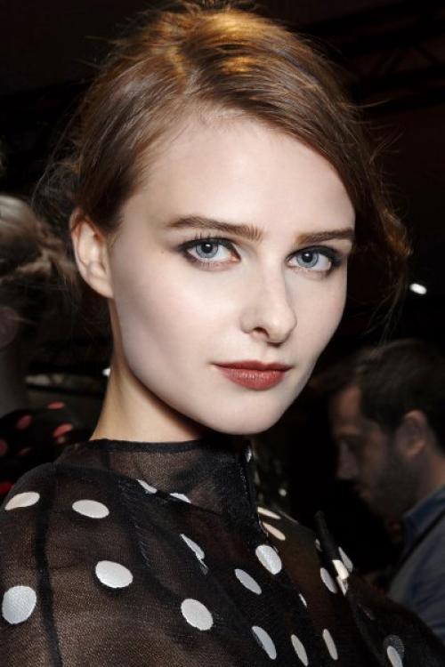 Как нанести тени для глаз по схеме. How to: советы по нанесению теней