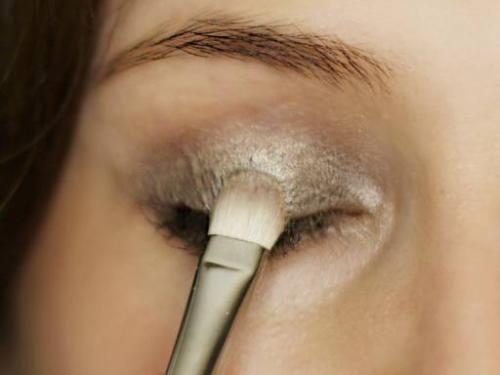 Что такое грамотный дневный макияж. Как сделать дневной макияж? Фотоинструкция