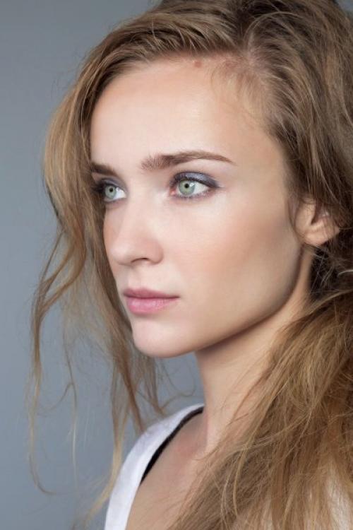 Какие продукты используются для создания шикарного макияжа. Базовый навык: как сделать красивый макияж?