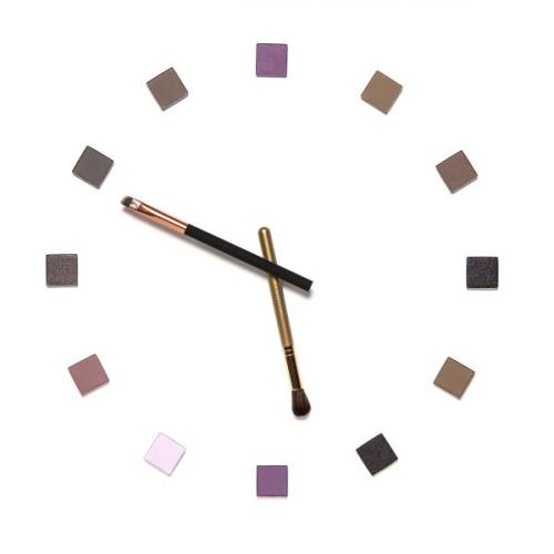 Как сохранить макияж на протяжении дня. Не двигаться: 5 способов закрепить макияж на лице