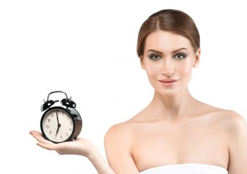 Какие продукты нужно использовать для быстрого макияжа. Быстрый макияж: как накраситься за пару минут?