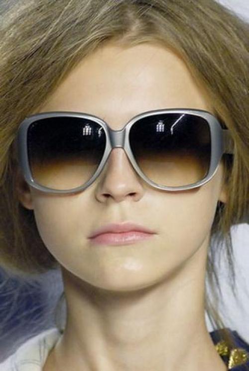 Квадратные очки для круглого лица. Какие очки подойдут для круглого лица: лучшие варианты