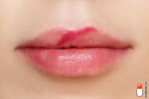 Как применить макияжные принадлежности для начинающих. Основы макияжа для начинающих