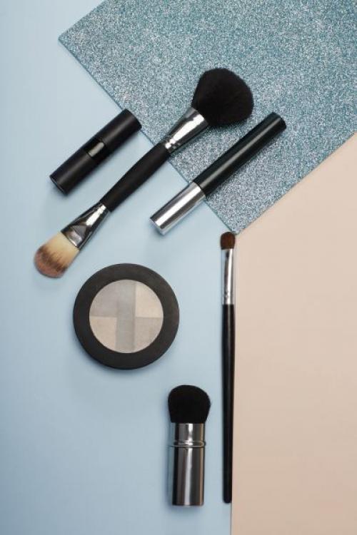 Какие продукты и инструменты необходимы для создания красивого макияжа. Самое главное: что нужно для создания макияжа?