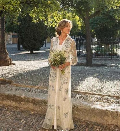 В 50 лет вышла замуж. Замужество после 50: сказка и взаимопонимание или сущий ад и заботы 10