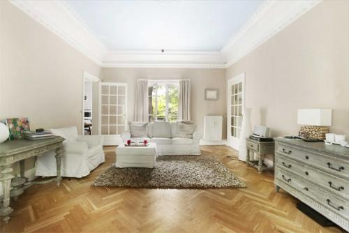 Цвет кофе с молоком – нежный оттенок для стильных женских образов 03 Цвет кофе с молоком – нежный оттенок для стильных женских образов 03