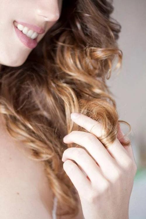 Как правильно ухаживать за волосами любого вида. Правила ежедневного ухода за волосами в домашних условиях: от мытья до защиты кончиков