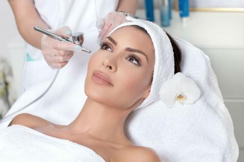 Бьюти-секреты для женщин в зрелом возрасте. В модельный бизнес после 50… 02 Бьюти-секреты для женщин в зрелом возрасте. В модельный бизнес после 50… 02