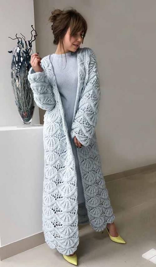 Кардиган без пуговиц спицами. Кардиган спицами для женщин: схемы и описание модных женских кардиганов бесплатно