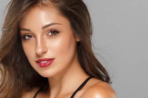 Улучшение макияжа: как правильно выбрать и использовать хайлайтер 21 Улучшение макияжа: как правильно выбрать и использовать хайлайтер 21