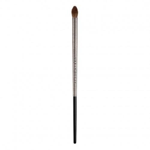 Какие аксессуары или кисти используются для лучшего нанесения теней. Стираем границы: как выбрать кисть для растушевки теней?