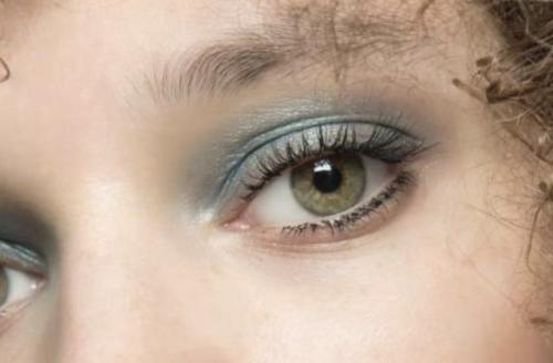 Можно ли использовать яркие цвета теней для зеленых глаз. Какими тенями красить зеленые глаза?