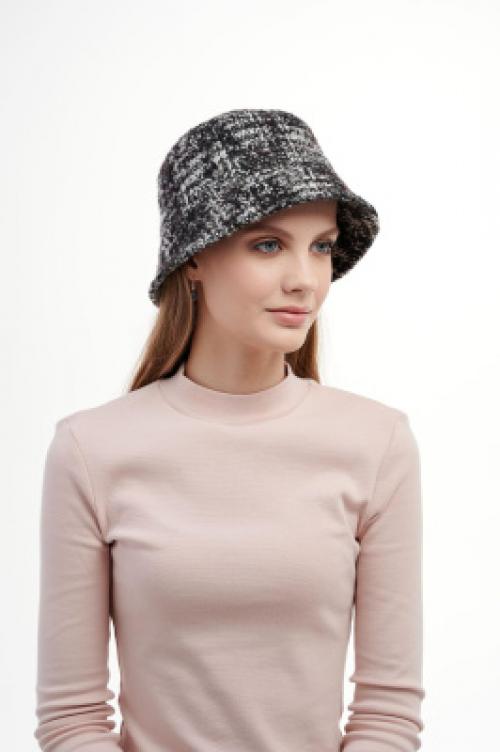 Практическое руководство: как выбрать идеальную шапку по форме лица 05 Практическое руководство: как выбрать идеальную шапку по форме лица 05