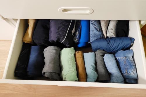 Можно ли носить мужскую рубашку с брюками или шортами, и как это стильно оформить. Можно ли носить шорты с классической рубашкой, и как