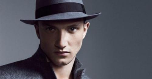 Какой головной убор носить с пальто мужчине зимой. Какой головной убор носить с пальто мужчине: шапку, шляпу, кепку?