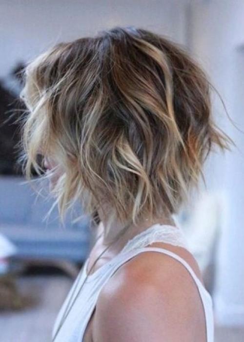 Каре с мелированием на русые. Подбор оттенков мелирования на каре 17