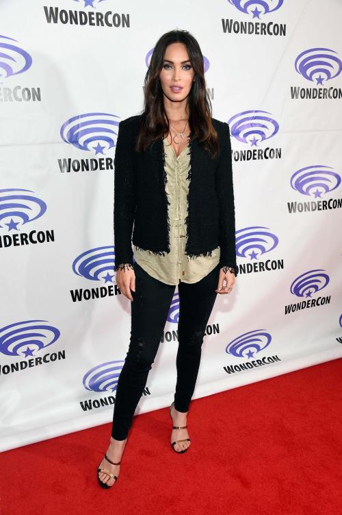 Звезды от которых плохо пахнет. Шок! 13 плохо пахнущих звезд, от которых мы этого не ждали