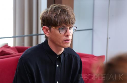 Влад лисовец советы стилиста на 2019 год для женщин. Влад Лисовец: как уложить волосы, чтобы быть в тренде?