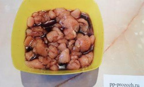 ПП салат с курицей и ананасом